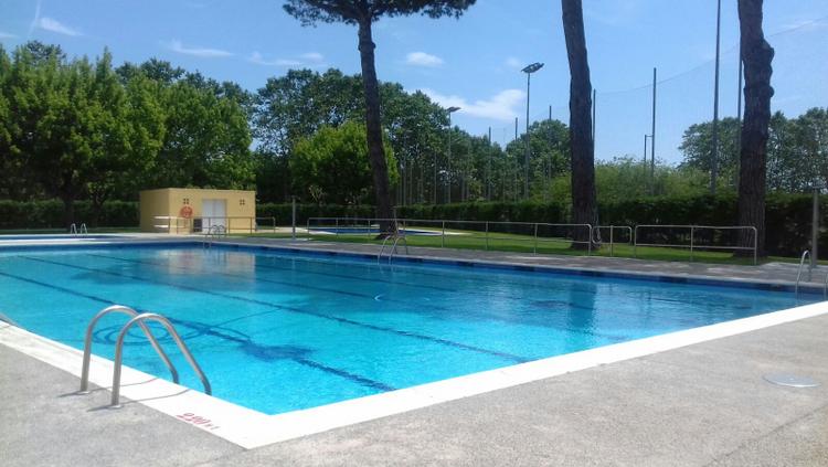 Tordera avança l'obertura de la piscina municipal del centre en motiu de l'onada de calor