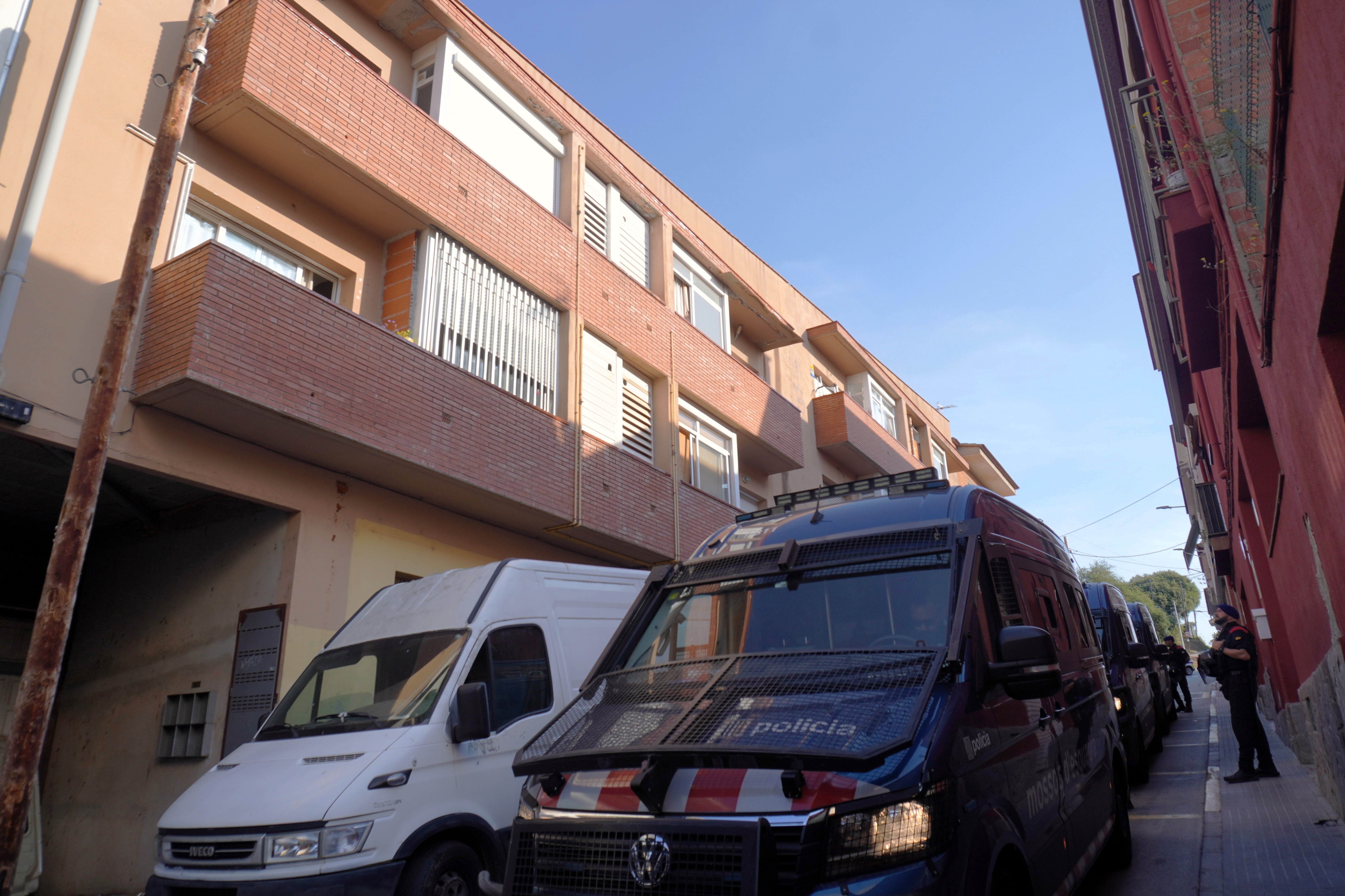 L'Ajuntament aconsegueix el desallotjament d'un bloc de pisos ocupat il&middot;legalment al veïnat de Sant Pere